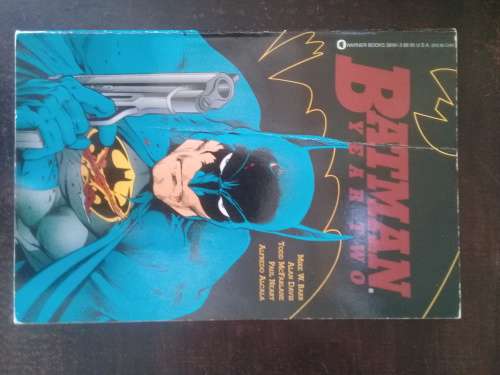 D.C Comics! Lot of 5 graphic novels!